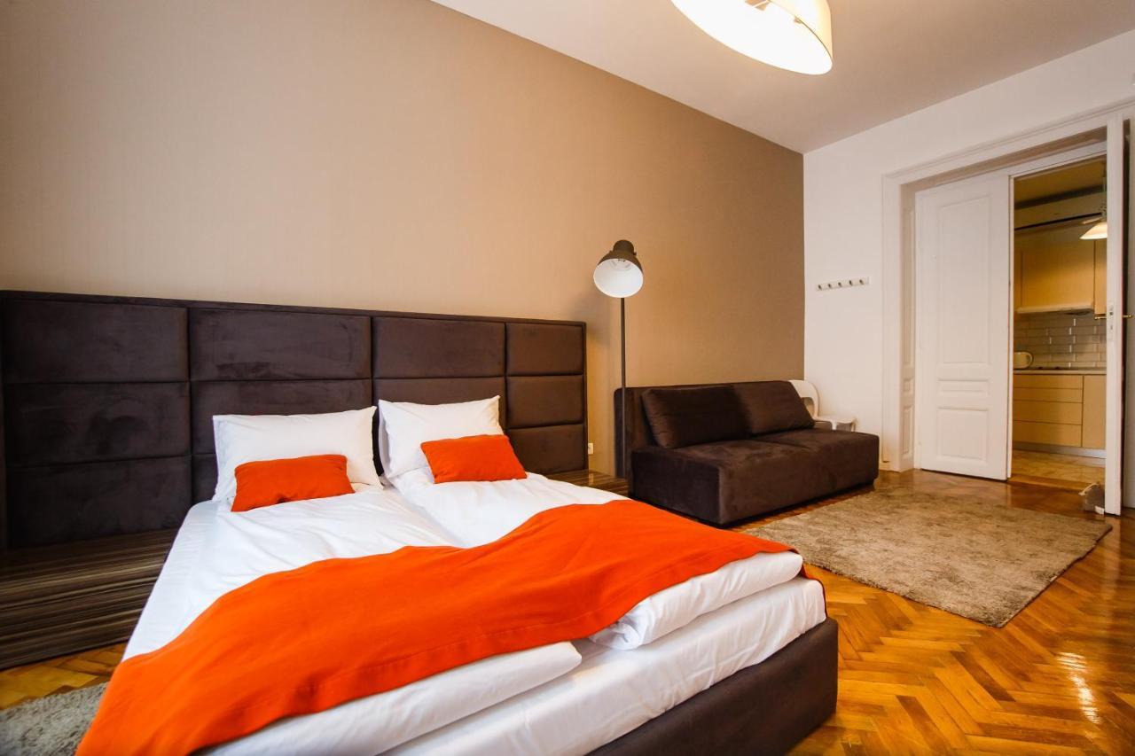 Eat It Cozy Downtown Apartments Oradea Exteriér fotografie