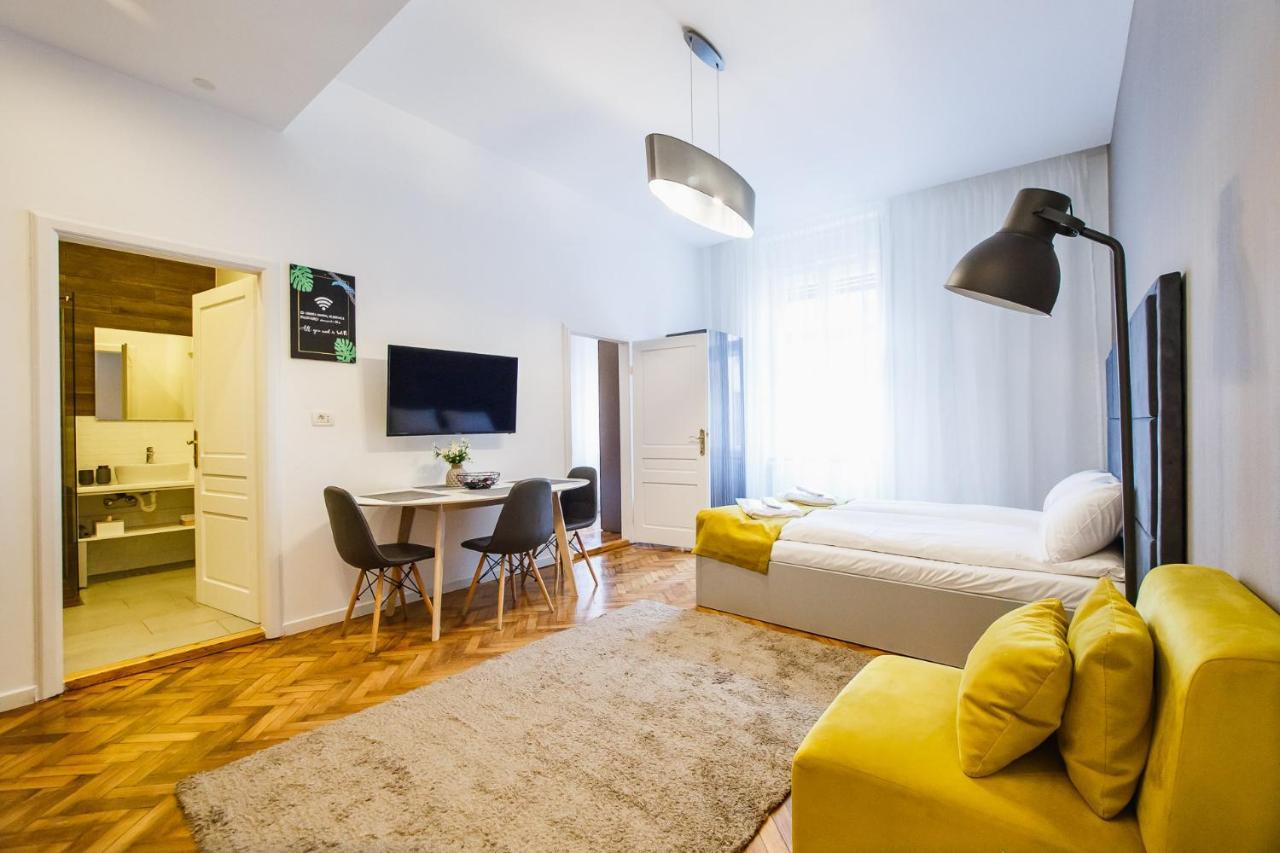 Eat It Cozy Downtown Apartments Oradea Exteriér fotografie
